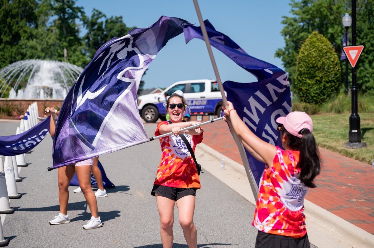 HighPointU's tweet image. Welcome HOME, HPU Class of 2029! 💜
The first few faces of HPU 2029 arrived to campus this weekend to begin Summer Advantage! This extraordinary program allows incoming freshmen to earn eight college credits while meeting classmates and mentors at HPU before their year begins!
