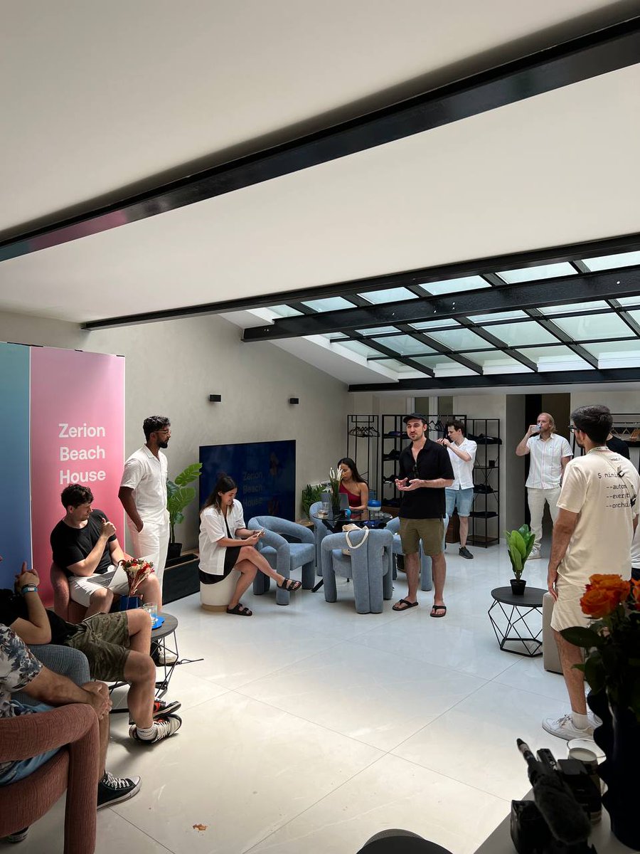 loomlayai's tweet image. Big thanks to the Zerion team for hosting a great brunch meetup today at Zerion Beach House 🌴We had the chance to connect with @abishekinguout and @kozyDOTai, and our founder @0xdarius gave a quick pitch about the Loomlay AI Agent Builder🪄
#EthCC