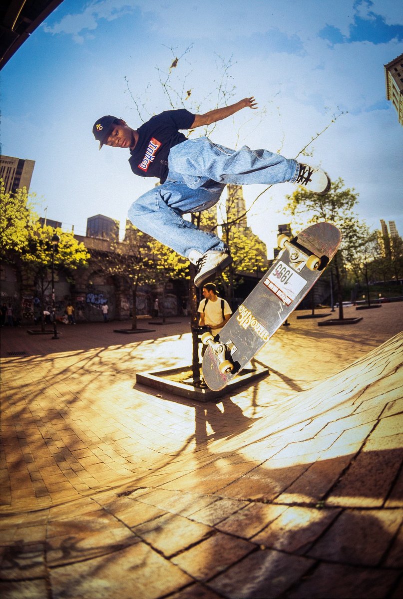 Black Phaze tweet media