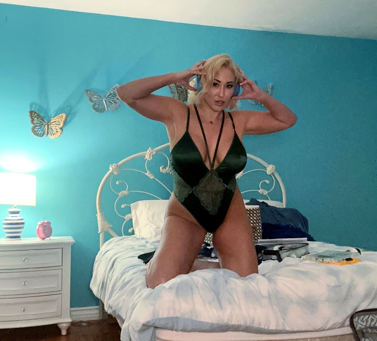 Drop your summer songs in the comments...