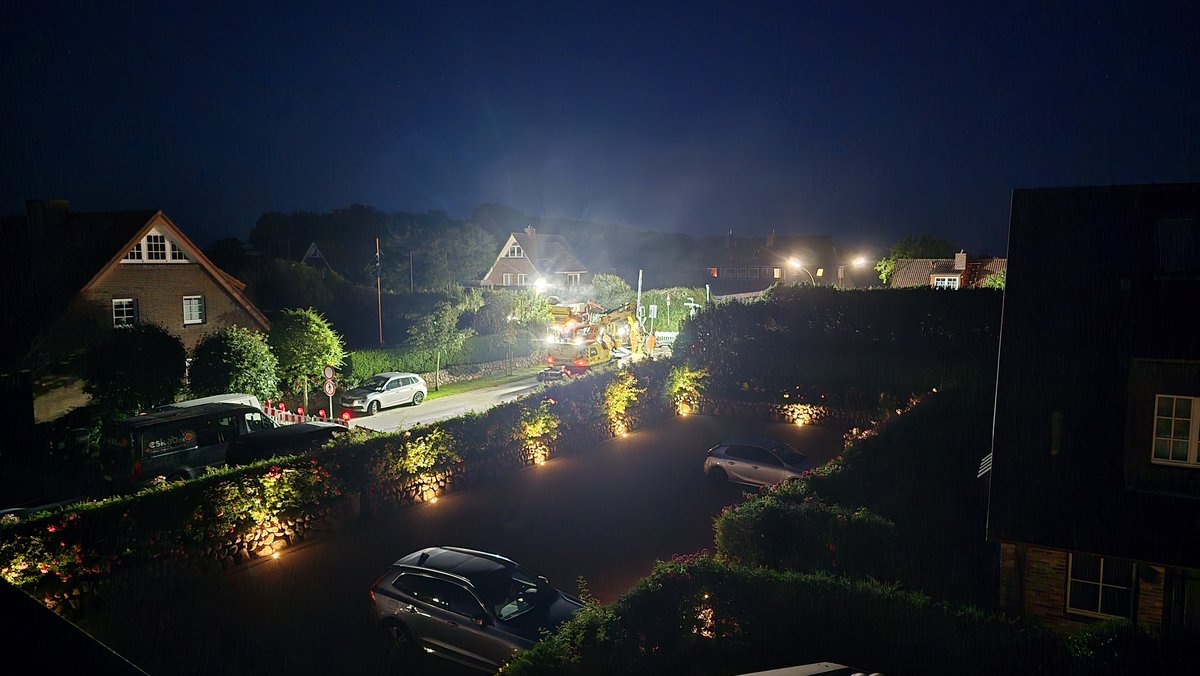 Erneuerung eines Bahnübergang zwischen Munkmarsch und Westerland.., ratet wo genau?