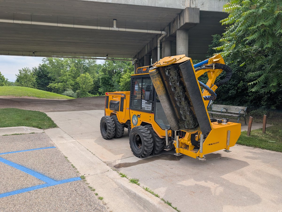 Clinton River Trail tweet media