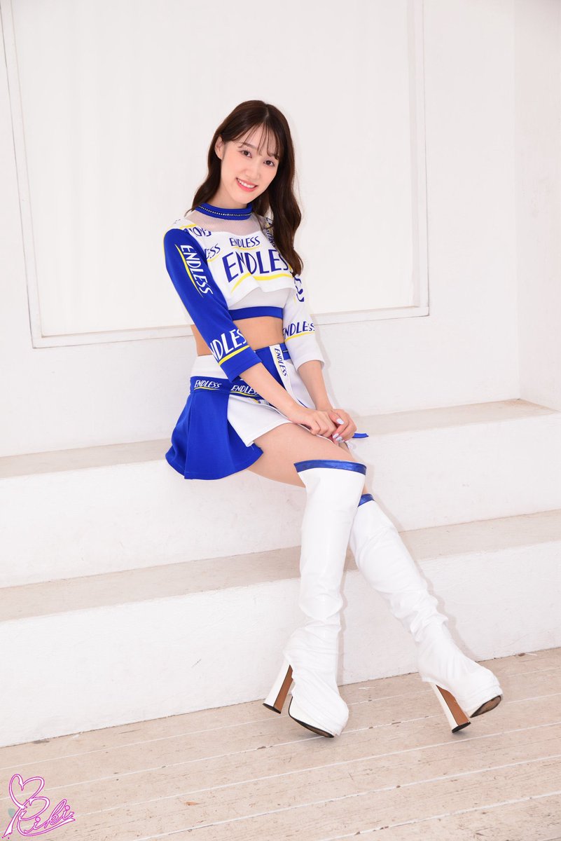 今日から7月🌻
暑さに負けずに今月もがんばるぞー！！！

レース、撮影会などたくさん私に会いに来てね😽🫶🏻
今月もファンのみんなとたくさん会えますように🎋🌙
#レースクイーン #レースアンバサダー
#フォローRP お願いしますっ💞