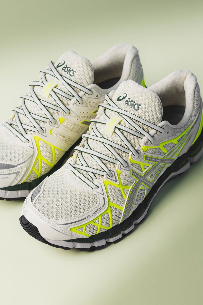 ASICS GEL-KAYANO 20 in Cream/Pure Silver revives a 2010s silhouette with breathable mesh, FLUIDFIT™ overlays, and visible GEL® cushioning. Retro tech meets bold structure.

Available Tuesday, July 1
▪️ In-store 11AM EST
▪️ Online 3PM EST
▪️ $170 MSRP
▪️ Sizes 8M–13M
▪️ One pair