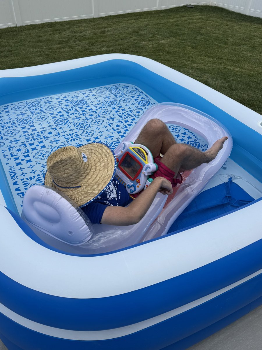 TrueBlueBYU1984's tweet image. Another great summer day for Mason 🏊 #AutismFun 🧩