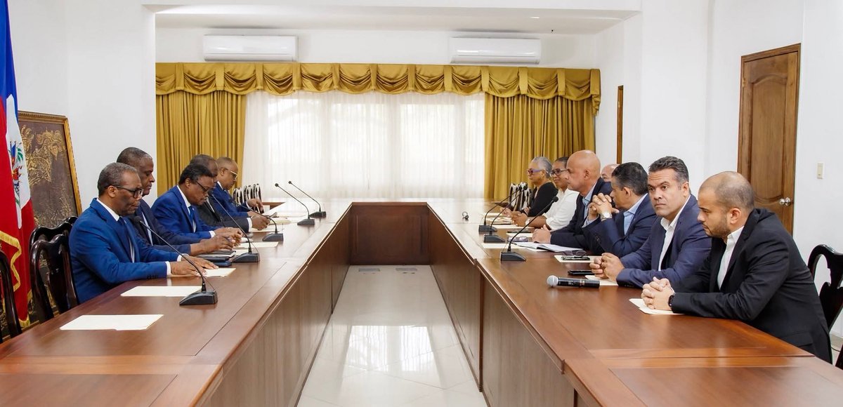 Port-au-Prince le 30 juin 2025
Le Conseil Présidentiel de Transition (CPT) a rencontré le vendredi 27 juin une délégation d’organisations du secteur privé pour entamer un dialogue institutionnel autour de la bonne gouvernance publique et d’ un environnement des affaires plus sain
