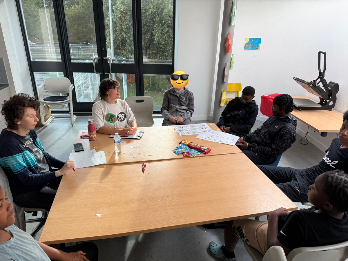 Last Friday, working in partnership with YM, a peer review was completed, asking our young people questions about their local area and needs, they will now feedback to various Leaders, we are proud of the many youths who got involved, they spoke up and did a good job.👏🏾