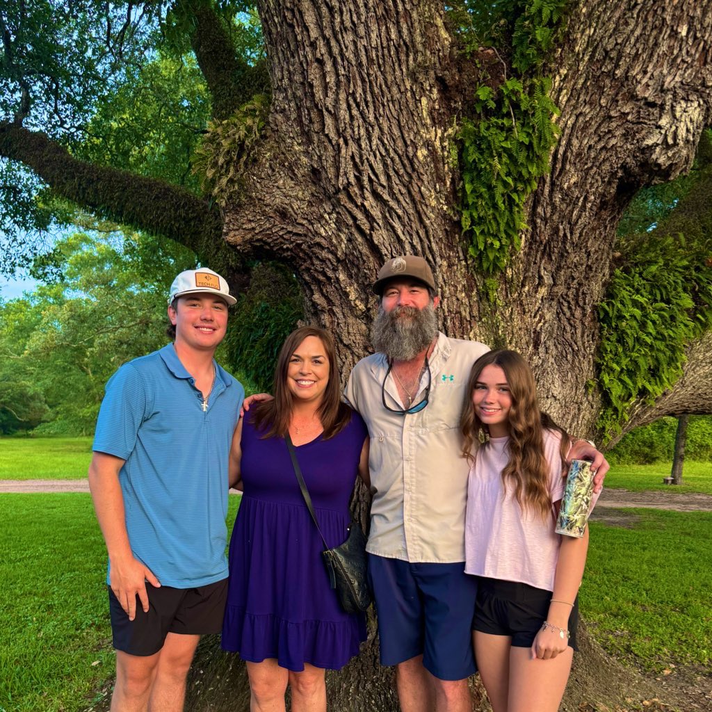 24yrs ago we said “I do”. I’d do it over and over again. Happy Anniversary <a href="/wifey_g/">Juli G</a> . Thank you for being the glue that holds us together. Forever and ever, babe. I love you. #luckyman #indianspell