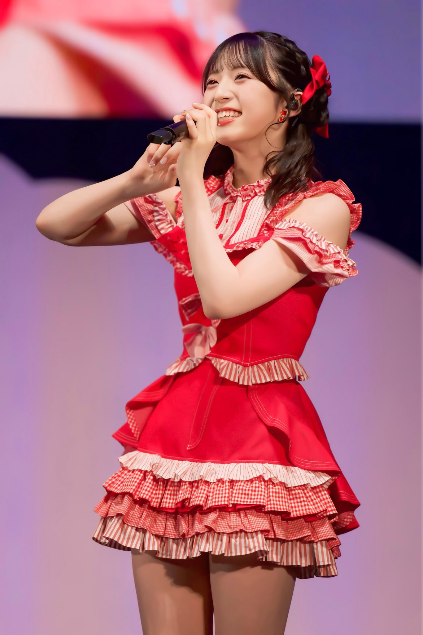 AKB48　秋山由奈　2ショット写真会場限定 お守り　おまもり爆レス祈願ver. おみ) on X: 