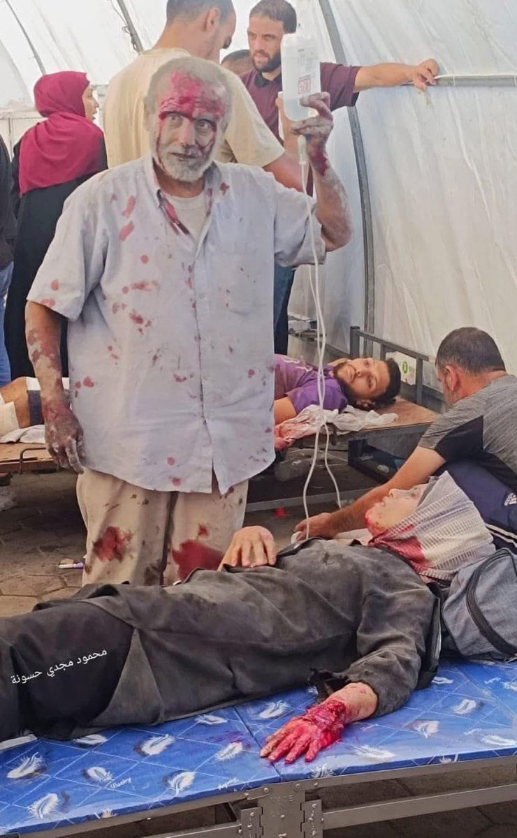 Emeliarjl's tweet image. Shame on all of us