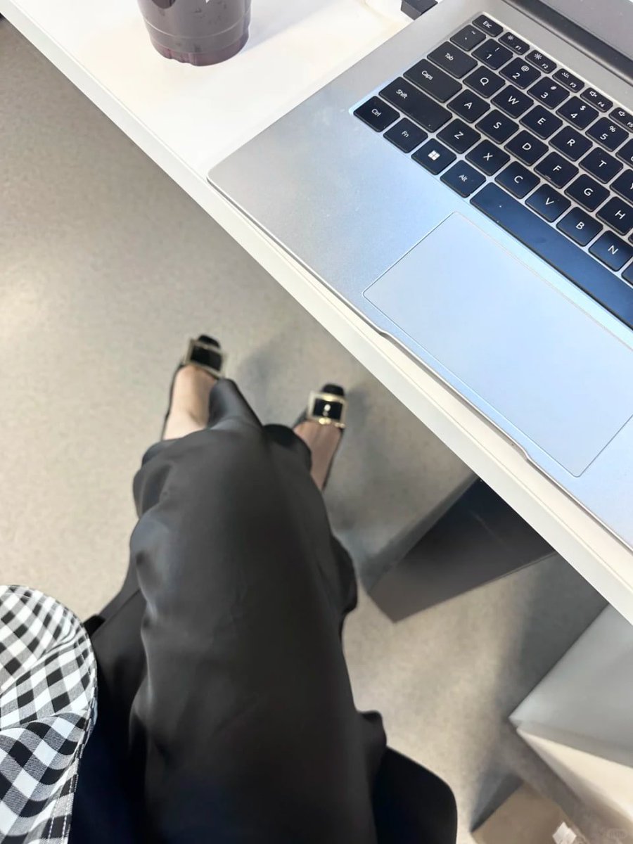 LscJamil's tweet image. No matter how busy you are, don't forget to have a cup of coffee lol😁😁