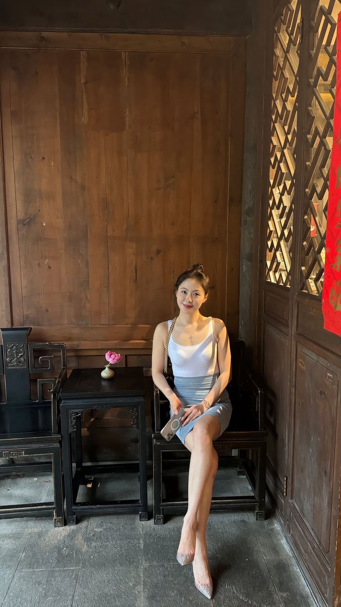 成都50岁韵味十足的怡云姨 https://t.co/k3wpSYYWEj