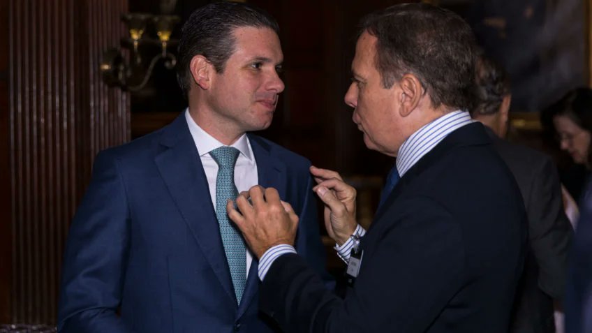 🚨 ATENÇÃO: Hugo Motta recebe apoio da Faria Lima e é convidado por Doria para jantar com 50 grandes empresários!

- Empresários tem gostado da postura de Motta de travar as tentativas do governo federal de taxar os mais ricos!

📰 Folha de SP