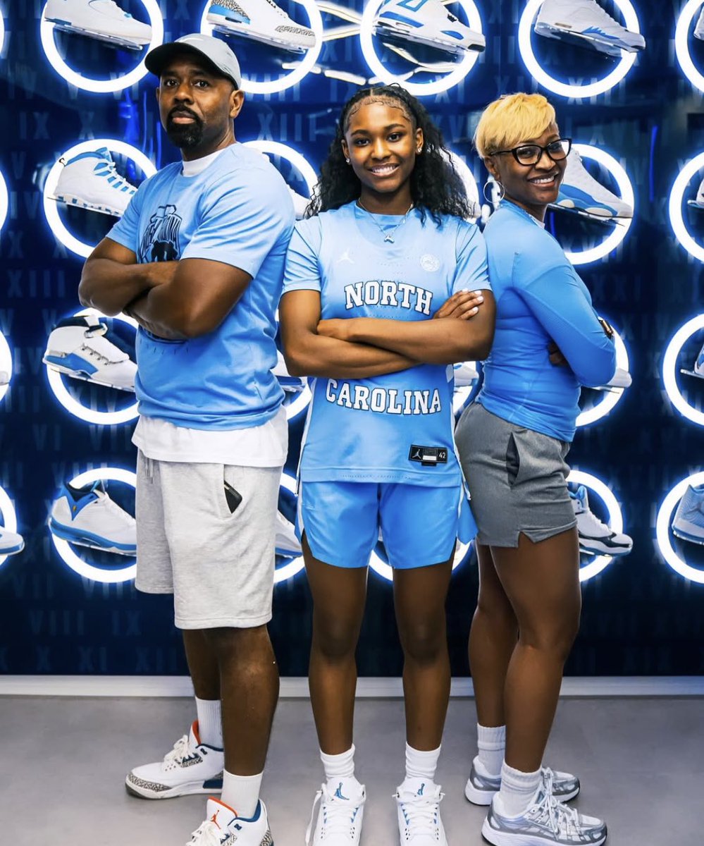 Taylor Brown (5’7” Guard | LuHi | ranked #34 in the Class of 2027) on a recent [unofficial] visit to North Carolina.