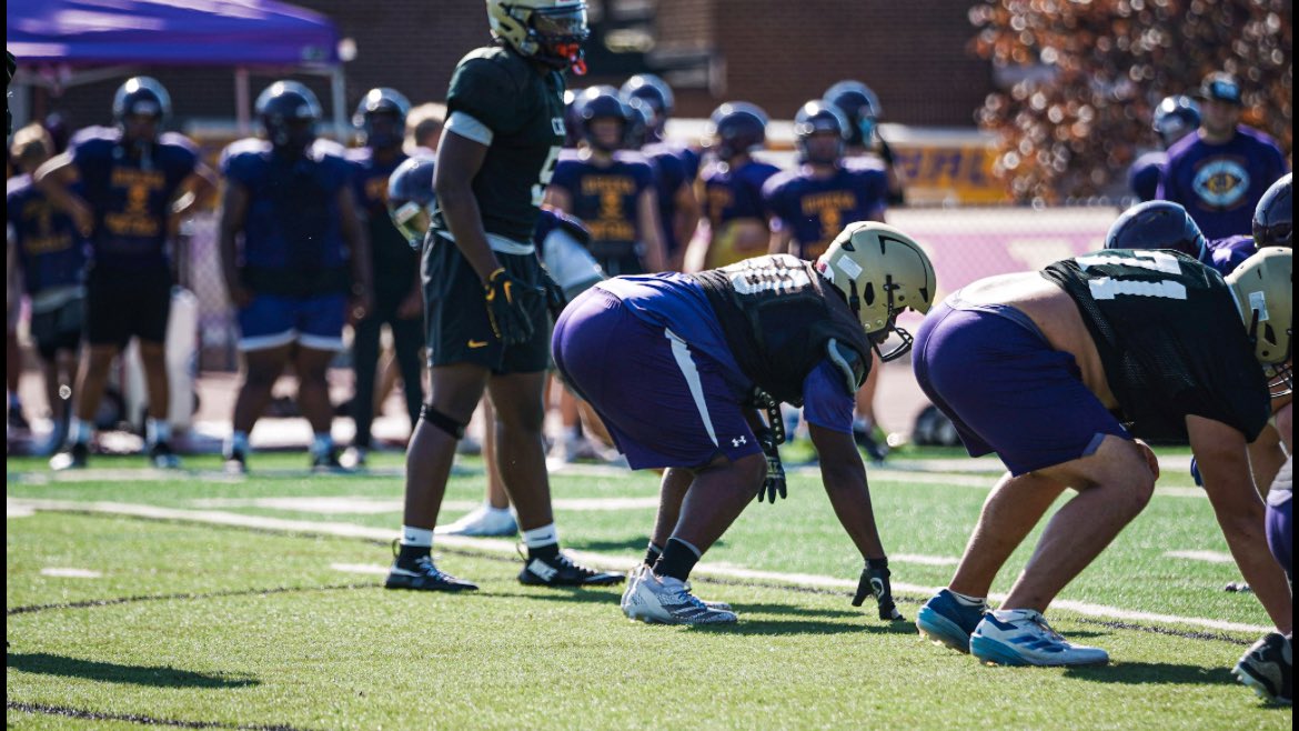 jameersims5's tweet image. 🔜 #senioryear