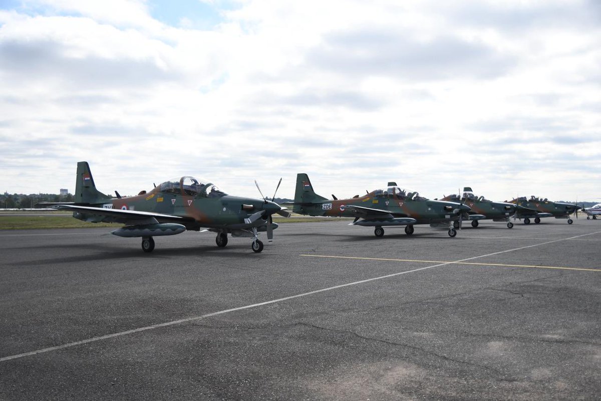 dinacpy's tweet image. La DINAC felicita a la Fuerza Aérea Paraguaya, en la persona del Comandante General del Aire Julio Rubén Fullaondo Céspedes, por el importante logro de fortalecer nuestra flota aeronáutica en beneficio de la custodia y la vigilancia del espacio aéreo paraguayo.

#DINACPY