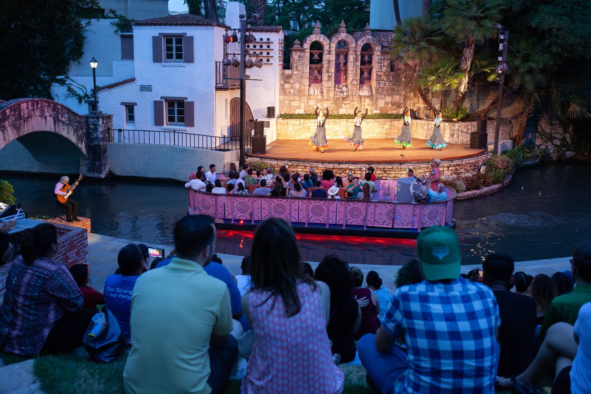 theSARiverWalk's tweet image. Don&apos;t miss these ✨SPECTACULAR ✨ 4th of July Celebrations right near us 🤩🇺🇸 

bit.ly/4cjzr1s