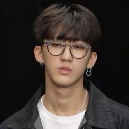 changbin glow up this, changbin glow up that, be fr, this man has ALWAYS looked good
