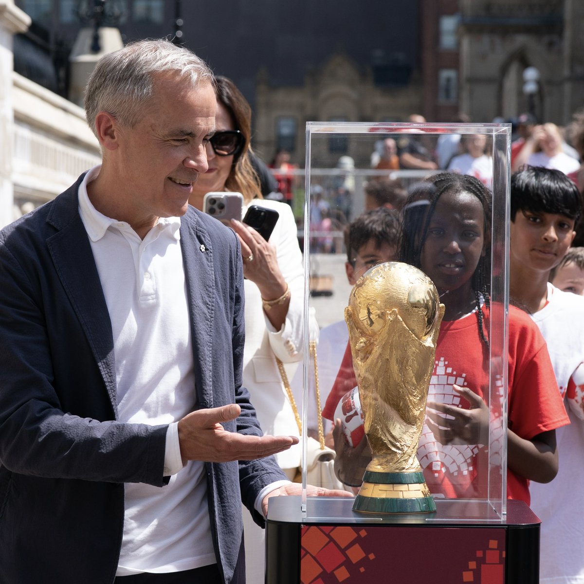 La Coupe du Monde de la FIFA arrive au Canada.

Été 2026. Toronto et Vancouver. Soyez-y.