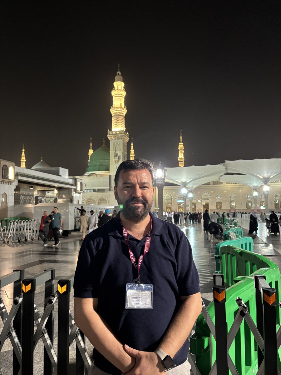 bâtılı yıkmak için kuşandığın kılıcın
kabzasında bir dirhem gümüşte ben olsaydım!