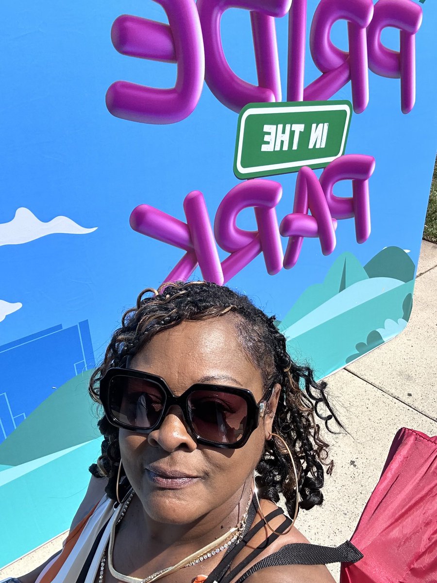 Ja_Kalter's tweet photo. Pride In The Park 2023 https://t.co/6NwjZ7h5aB