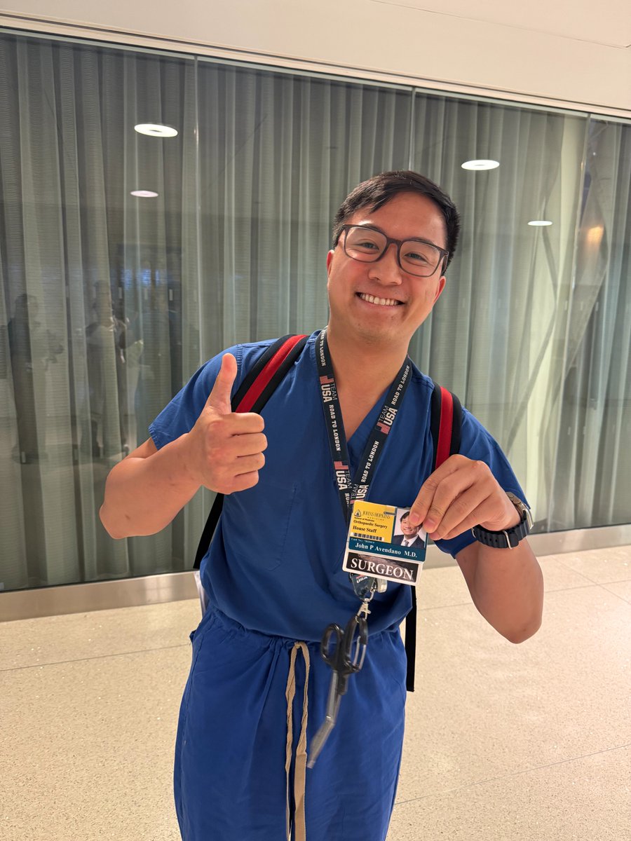 JohnPAvendano1's tweet image. Tomorrow's July 1st - aka the first day of being a "real" doctor for interns across the country- and your @HopkinsOrtho Class of 2030 is as ready as can be! So grateful and incredibly excited to work with this awesome crew! #OrthoTwitter