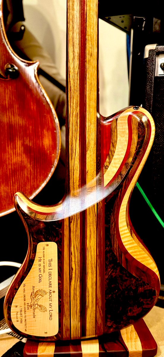 ChanceWOnody's tweet photo. I still stand amazed at this bass. Every time I touch it, it is a true joy to play, through and through right to the soul. It’s a blessing to have.
Warrior Instruments Isabella Custom 5 “Voce”.
#bass #bassguitar #bassplayer #bassmusician #bassplayersunited #bassporn #beautiful https://t.co/8Uo2r4HOTN