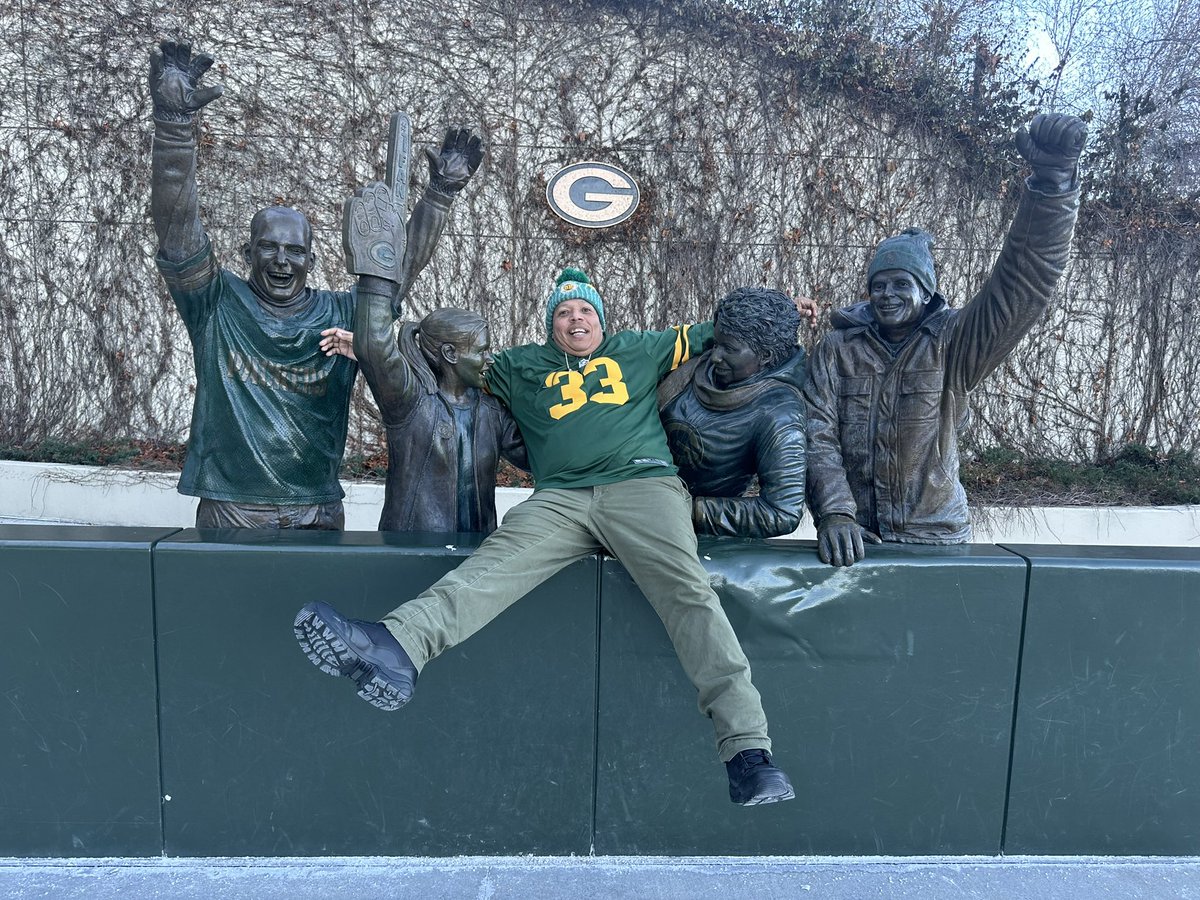 RayJones_'s tweet photo. @packersproshop #GoPackGo https://t.co/1IXWulPADa