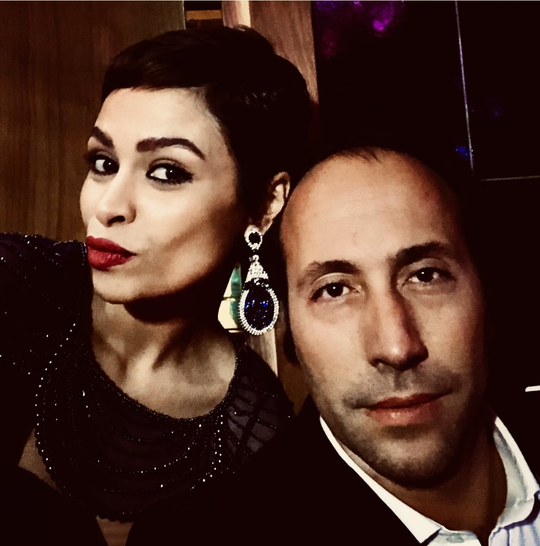 djmasterforever's tweet photo. Femme de caractère, forte, fière, classe et élégante, tu as toujours su rester droite face aux épreuves.
       
Tu as dirigé la cérémonie du 31 déc 2017 avec une maestria inoubliable.
Ton âme restera gravée dans nos cœurs #kaoutarboudarraja https://t.co/uMVarl8PI7