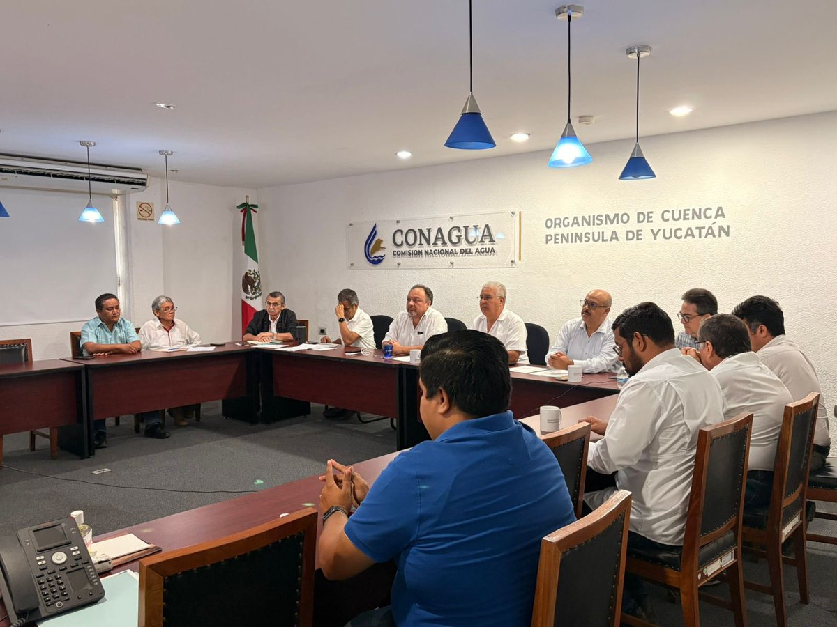 FTorresRivas's tweet photo. La semana pasada tuvimos la reunión ordinaria de la #CORESE , para darle seguimiento a los programas y proyectos que junto con la #CONAGUA realizaremos en el 2025.

#RenacimientoMaya @huachodiazmena #JAPAY  #aguapotable https://t.co/GyRWv4H2CS