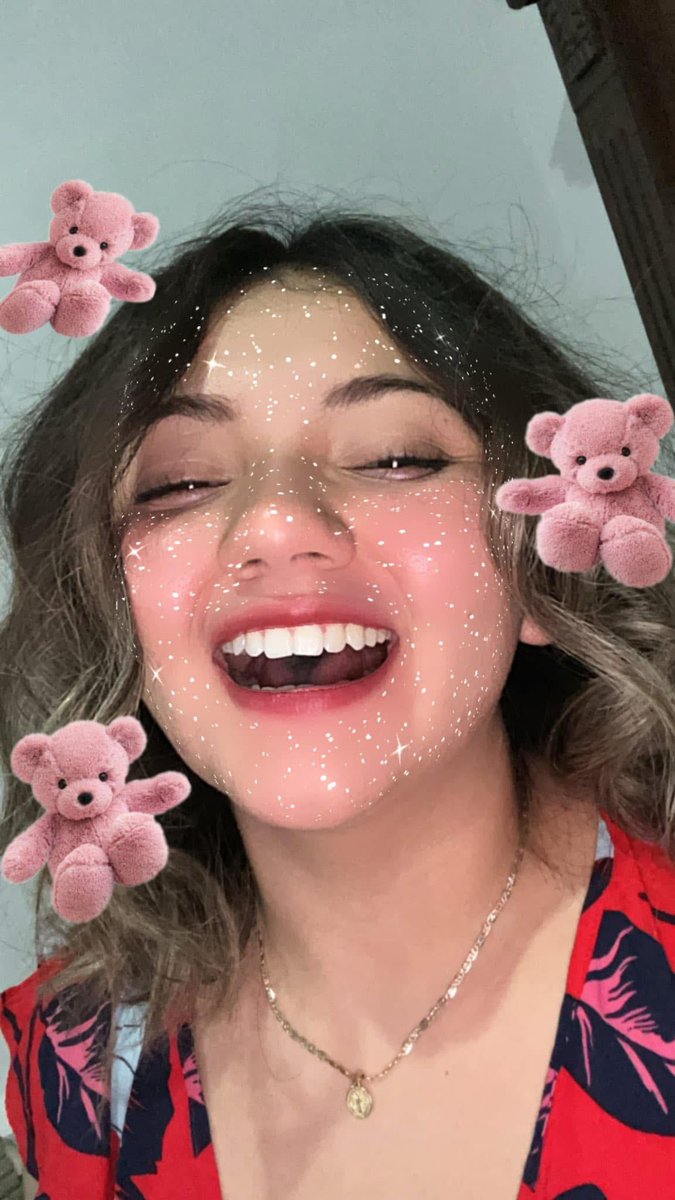 Hoy me porté como una niña buena… pero mi carita no dice lo mismo 🧸✨
¿Te animas a descubrir qué tan traviesa puedo ser detrás de esta sonrisa?
🔥 Suscríbete y entérate… no todo lo tierno es inocente. 💋
🔗 onlyfans.com/candybisexxx
#ContenidoExclusivo #NiTanInocente #Mimosita