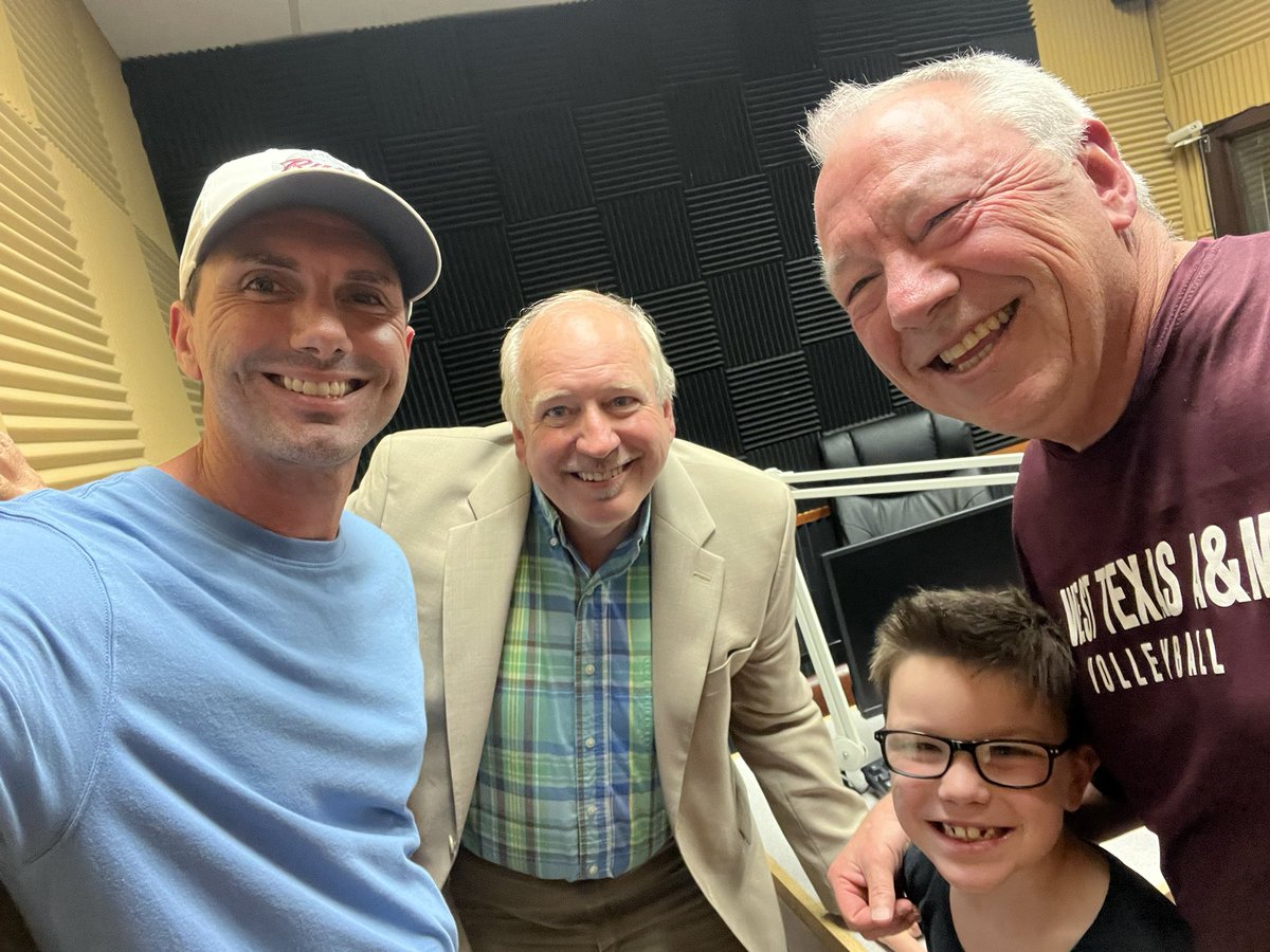 LucasKinseyWT's tweet image. Great conversation with @koachvb today on The Drive at 5 on @SportStar1029 @WTAMUVolleyball new head coach is excited for the upcoming season &amp;amp; so am I! 🦬🏐