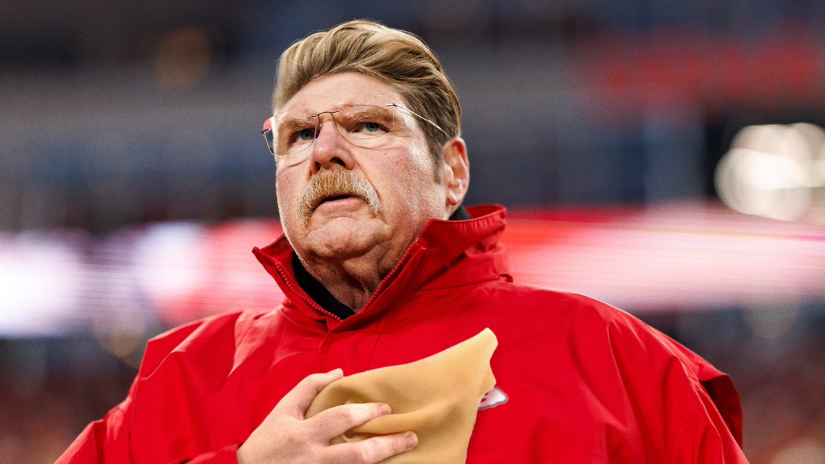 Andy Reid Removes Bald Cap for National Anthem theonion.com/andy-reid-remo…
