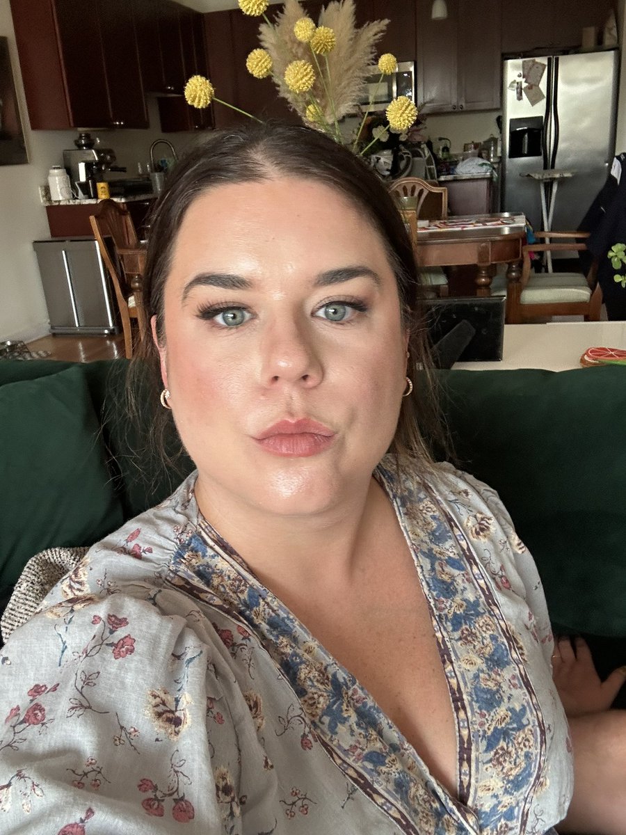 K not perfect but this makeup trial went way better than the first. My face matches my body at least
