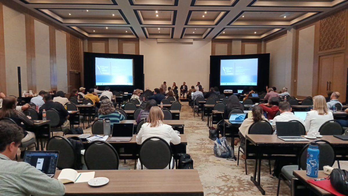 ervinvargas0212's tweet photo. 🚢Participación del @MTCC_LAmerica y la @umaritima en el 2do Foro Binacional sobre Transporte Marítimo y Puertos Sustentables en las Tres Californias, México. Este foro reúne a expertos internacionales para promover prácticas marítimas sostenibles.
@IMOHQ @IOA_Energy @SEMAR_mx https://t.co/Nyo0CVRhuQ