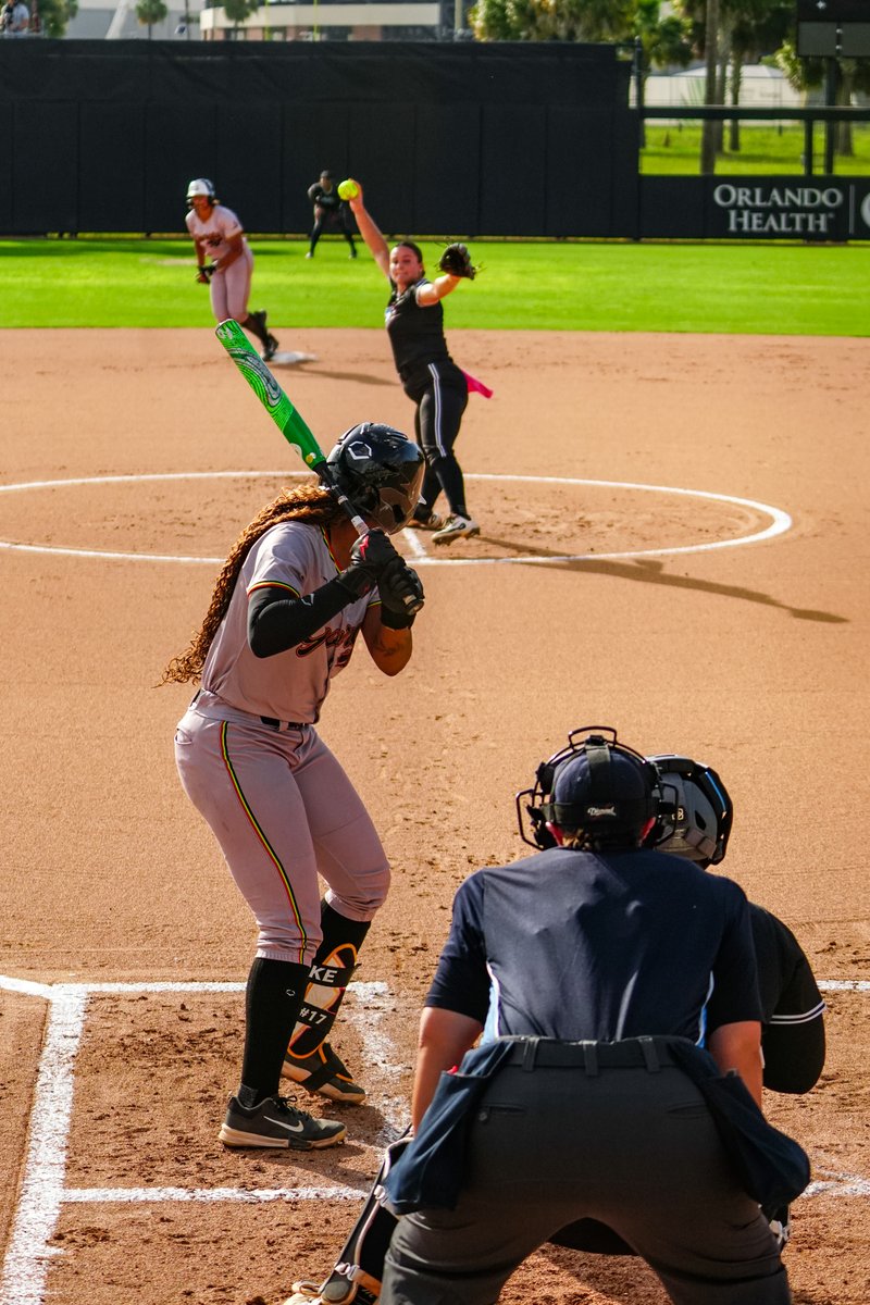 At the Plex, <a href="/katieeemarieeee/">Kaitlyn Felton</a>... vs. <a href="/jada_cody99/">Jay👑💕</a>? 

This is new 😅