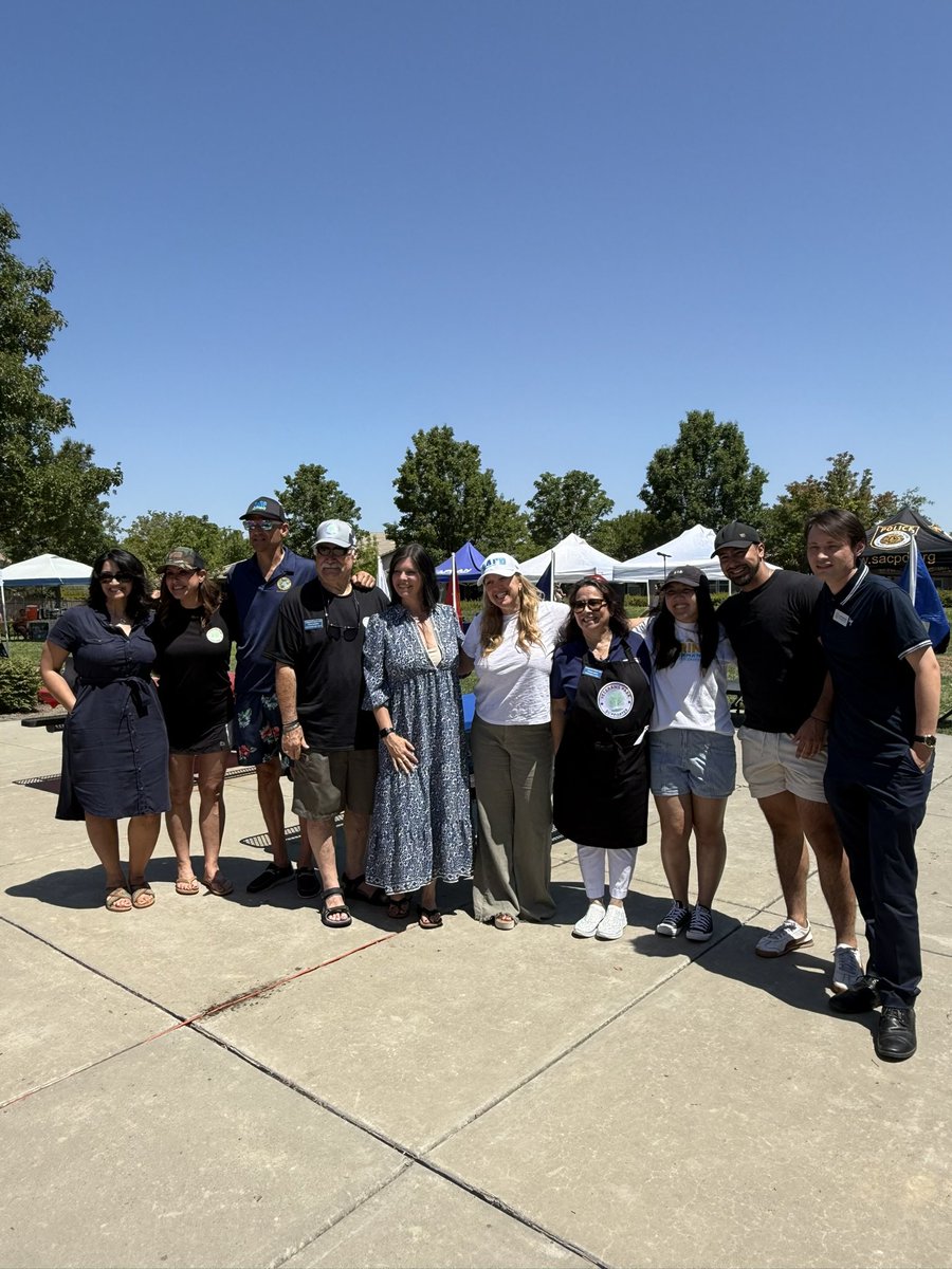 MayorMcCarty's tweet image. Got dunked for a good cause!
This weekend, we raised funds to rename Willow Park to Veterans Park, honoring those who fought for our country.
This will be the first City of Sacramento park honoring veterans. Thank you to all who came out!