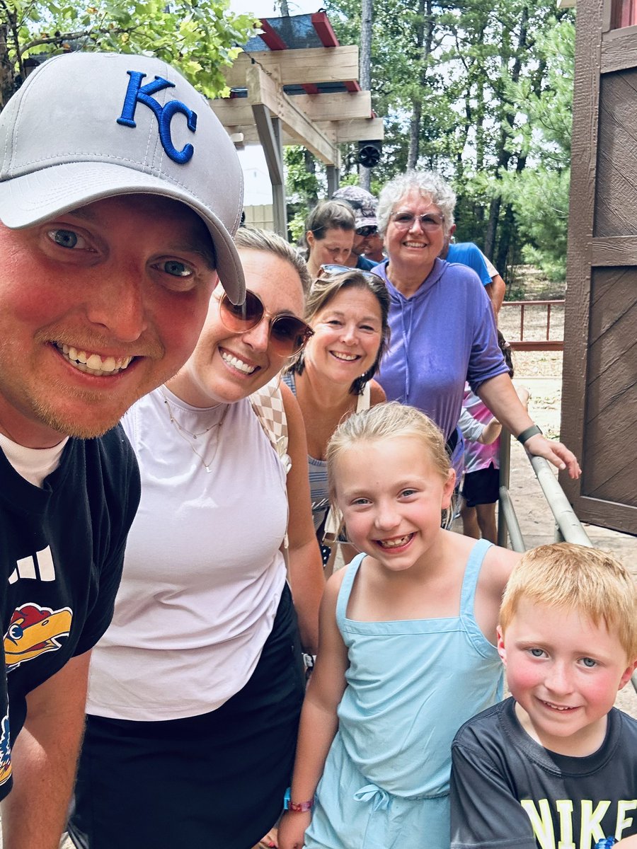 A great 7th birthday trip to Silver Dollar City with both her Grandma and Nana today!

Open to close!