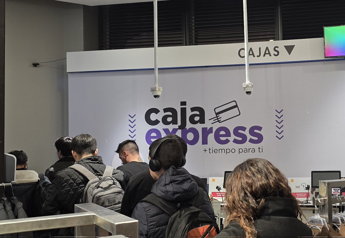 Carlos M. tweet media