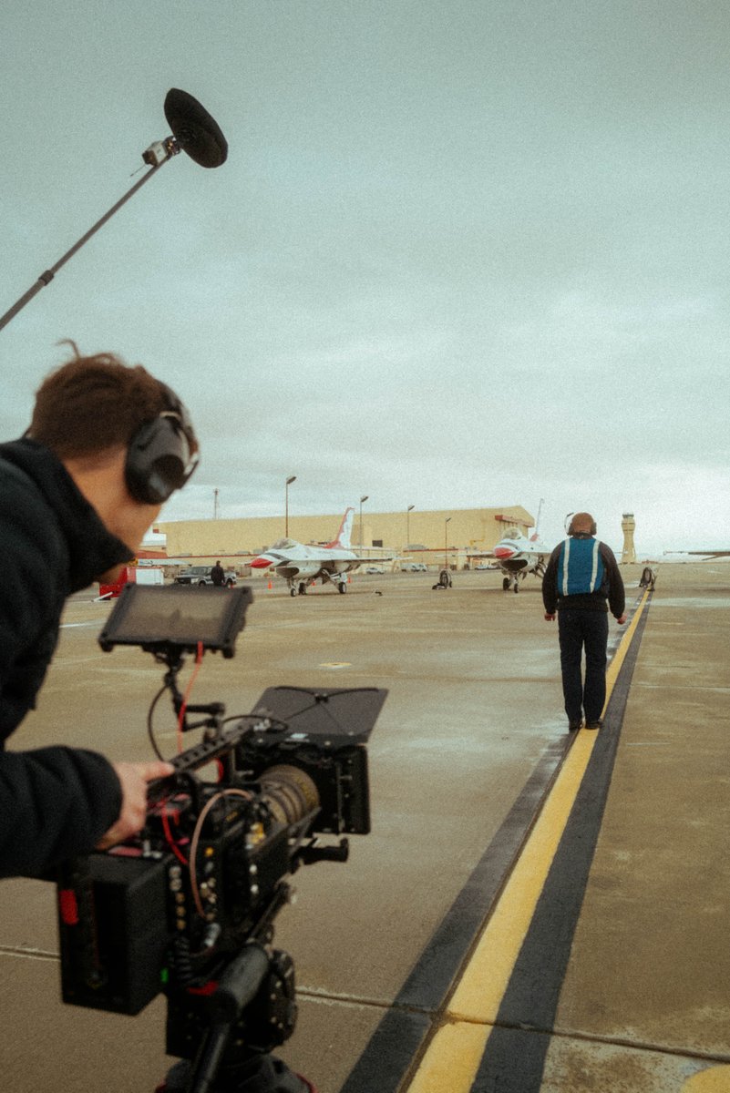 Production mixer Jebari Dean takes flight with Zaxcom 🛩️ 
Check out our latest user story here: zaxcom.com/jebari-dean-lo…
.
#zaxcom #userstory #productionsoundmixer #soundrecordist #soundforpicture #soundneversleeps #digitalrecordingwireless