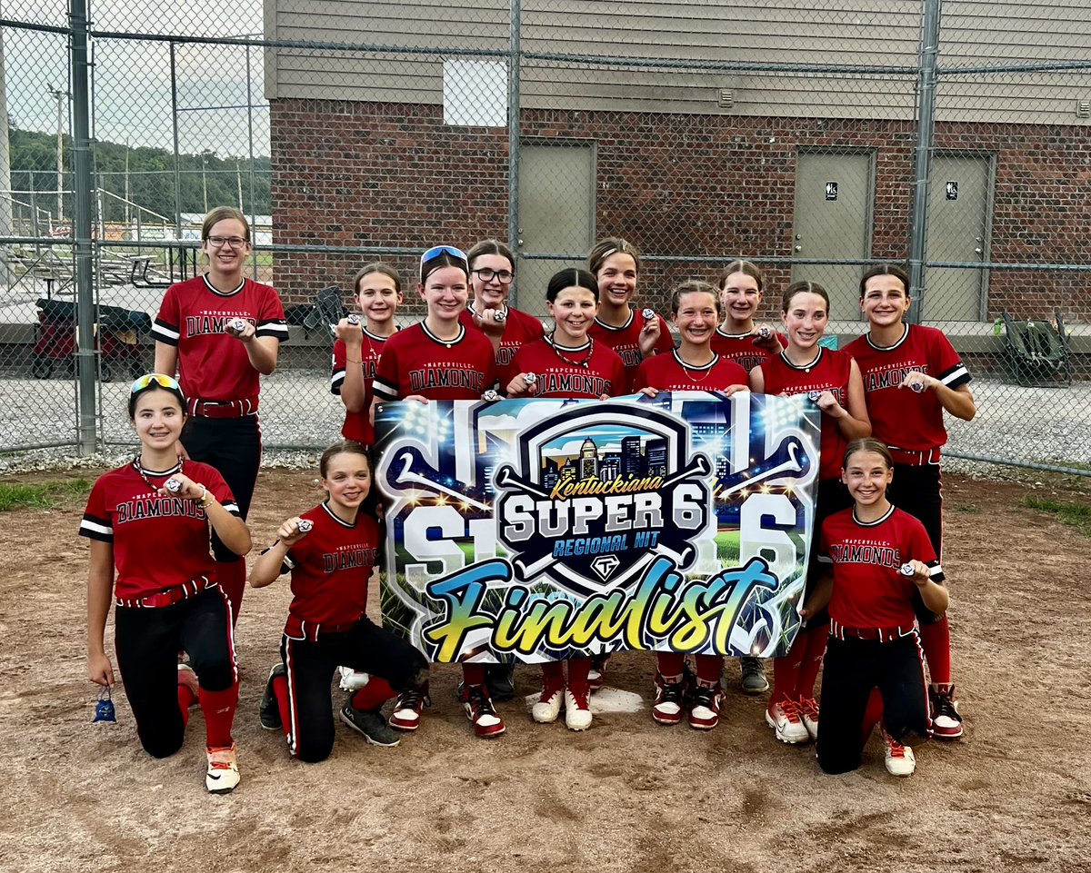 NaperDiamondsFP's tweet photo. Congrats to the Naperville Diamonds 12U Buhot on another successful weekend. They went 5-1 on the weekend in route to a 2nd place finish in the USSSA Kentuckiana Super 6 Regional NIT in Louisville, KY. Great job ladies!!! 💎🥎 https://t.co/KXvOj2zX37