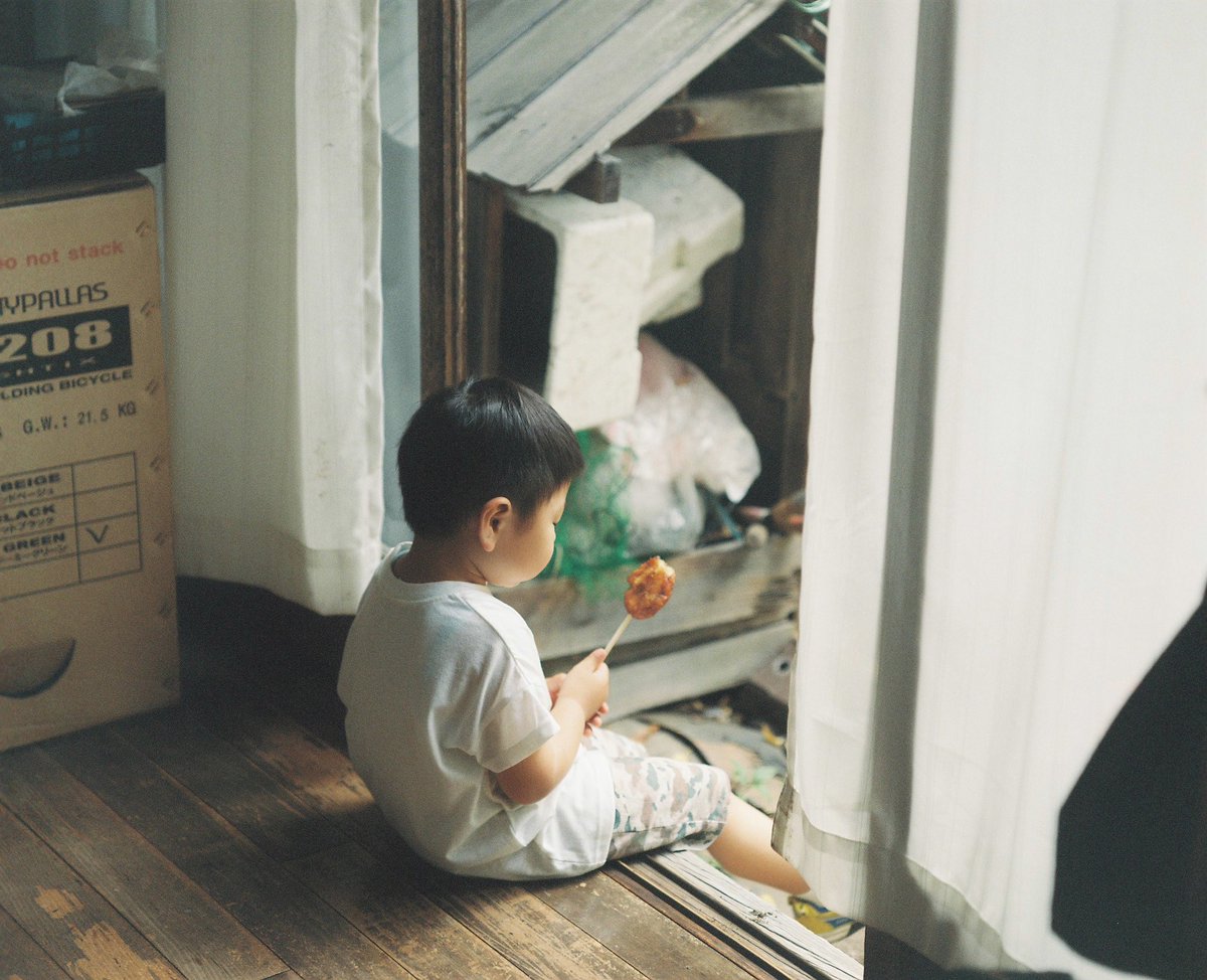 uramisan's tweet photo. ぼーーっと写真だけ眺めてスクロールして、あ、これは67（67レンズ）だなって思ってぱっと止めてキャプション確認すると、やっぱり67なんだよね。愛。 https://t.co/0li74fYVHA