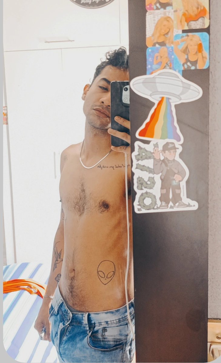 SmileyDLB's tweet photo. Que hacen? 
Que rico climita 🌧️🔥

C antoja 🔥💯💦

Me encuentro disponible para encuentro 💯💦🍆

Act 20cm🍆🔥

#encuentro #gay #hombregay #chacal #activo https://t.co/xuliHr0GDv
