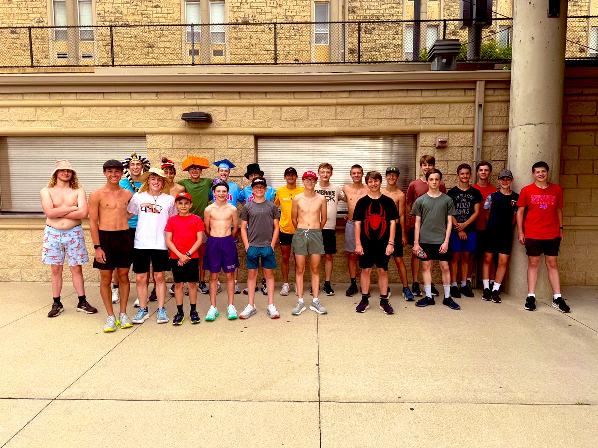 DBQ Senior Men’s XC tweet media