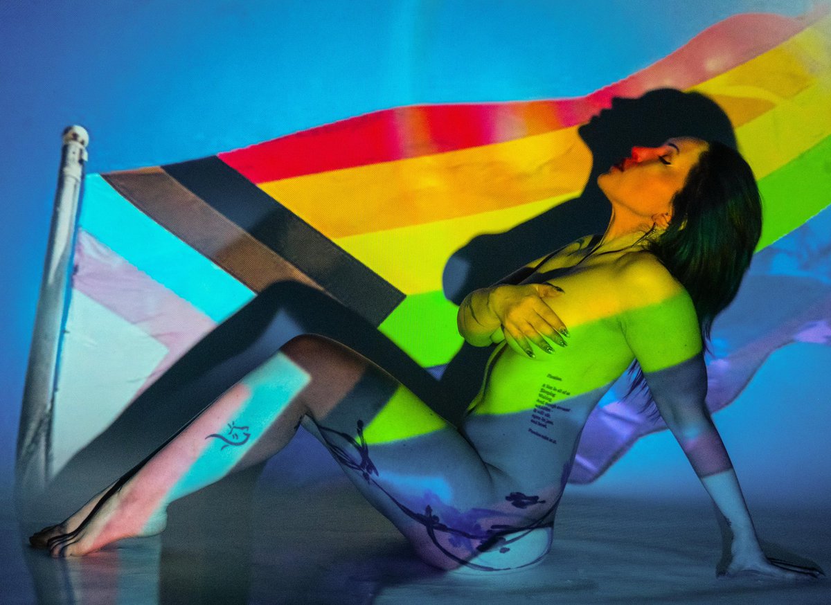 ☆ ꪜꪮꪀᛕꪖ ☆ booking FetCon25’ (@veryvonka) on Twitter photo It’s the last day of Pride month but I will continue to be queer and proud all year round.
📸: <a href="/DesireeDeSade/">Desirée De Sade</a> It’s the last day of Pride month but I will continue to be queer and proud all year round.
📸: <a href="/DesireeDeSade/">Desirée De Sade</a>