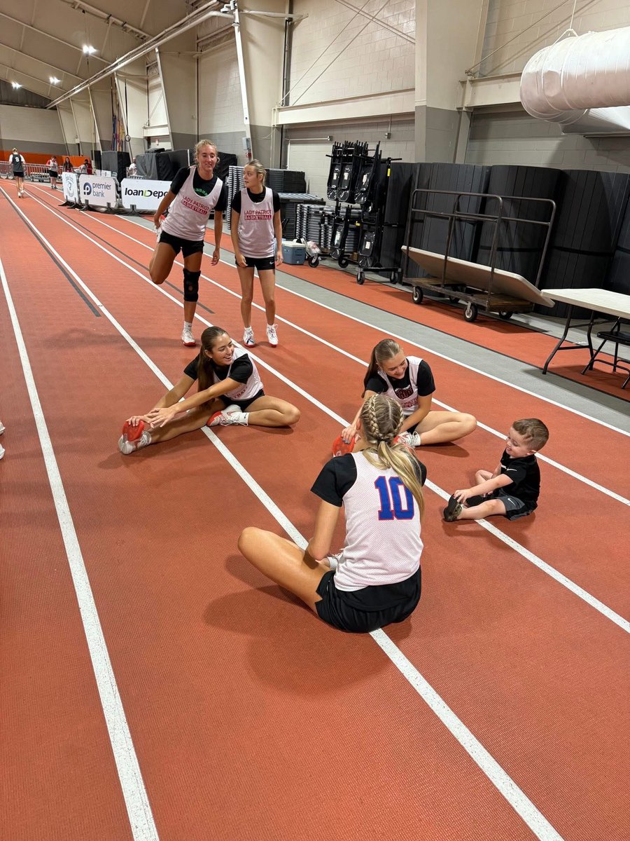 Lady Patriots (@phgirlshoops) on Twitter photo 