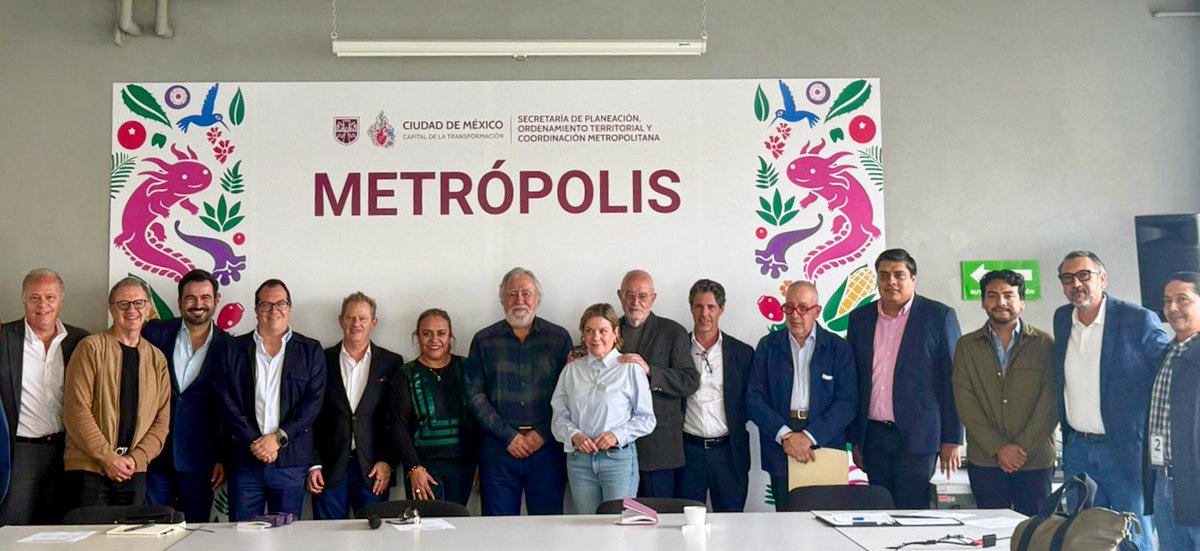 Enrique Irazoque (@eipdh) on Twitter photo En <a href="/MetropolisCDMX/">Metrópolis</a> sostuvimos reunión con <a href="/CANADEVI/">CANADEVI</a> y <a href="/ADI_MEXICO/">ADI México</a> para continuar con la coordinación respecto a los procesos y trámites del Registro Público de la Propiedad.
El encuentro estuvo encabezado por el secretario <a href="/A_Encinas_R/">Alejandro Encinas</a> y la consejera jurídica, <a href="/EreCruzvillegas/">Ere Cruzvillegas</a>. En <a href="/MetropolisCDMX/">Metrópolis</a> sostuvimos reunión con <a href="/CANADEVI/">CANADEVI</a> y <a href="/ADI_MEXICO/">ADI México</a> para continuar con la coordinación respecto a los procesos y trámites del Registro Público de la Propiedad.
El encuentro estuvo encabezado por el secretario <a href="/A_Encinas_R/">Alejandro Encinas</a> y la consejera jurídica, <a href="/EreCruzvillegas/">Ere Cruzvillegas</a>.