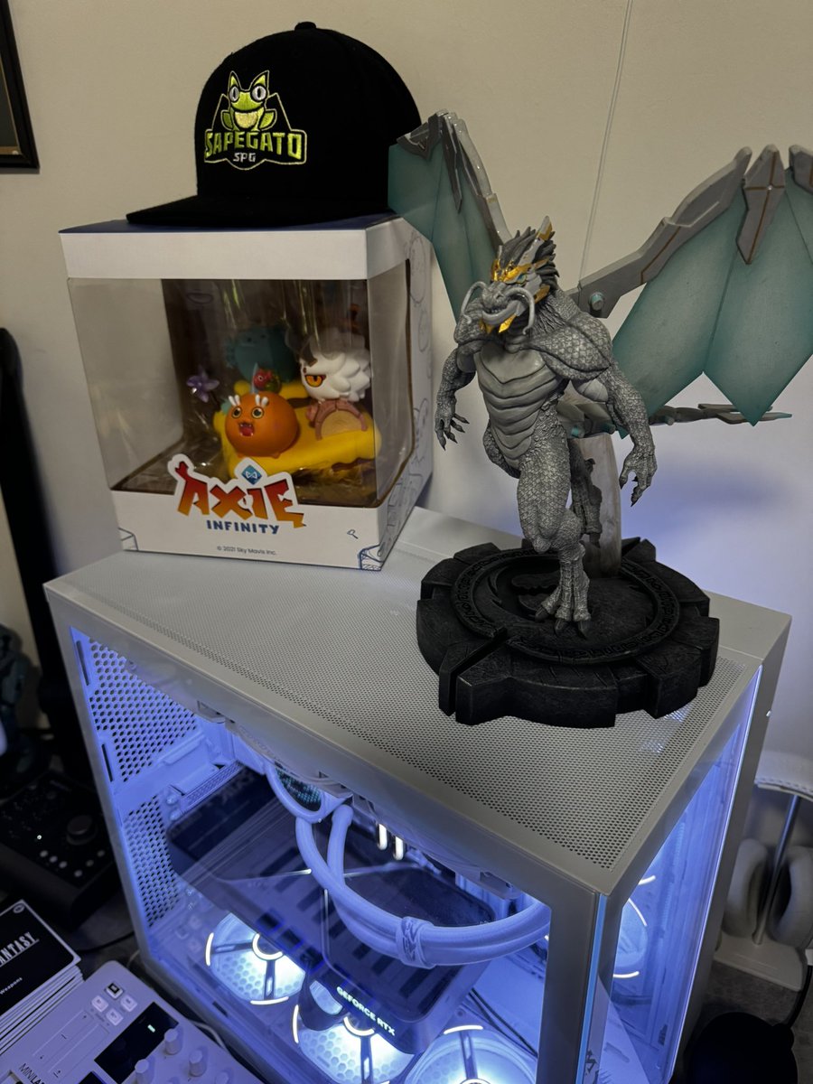 Neossif's tweet photo. Its finally with me, thank you @RealmsDotGame @Sushinobi_nft @Berlin_AoG https://t.co/irBcC2HFNF