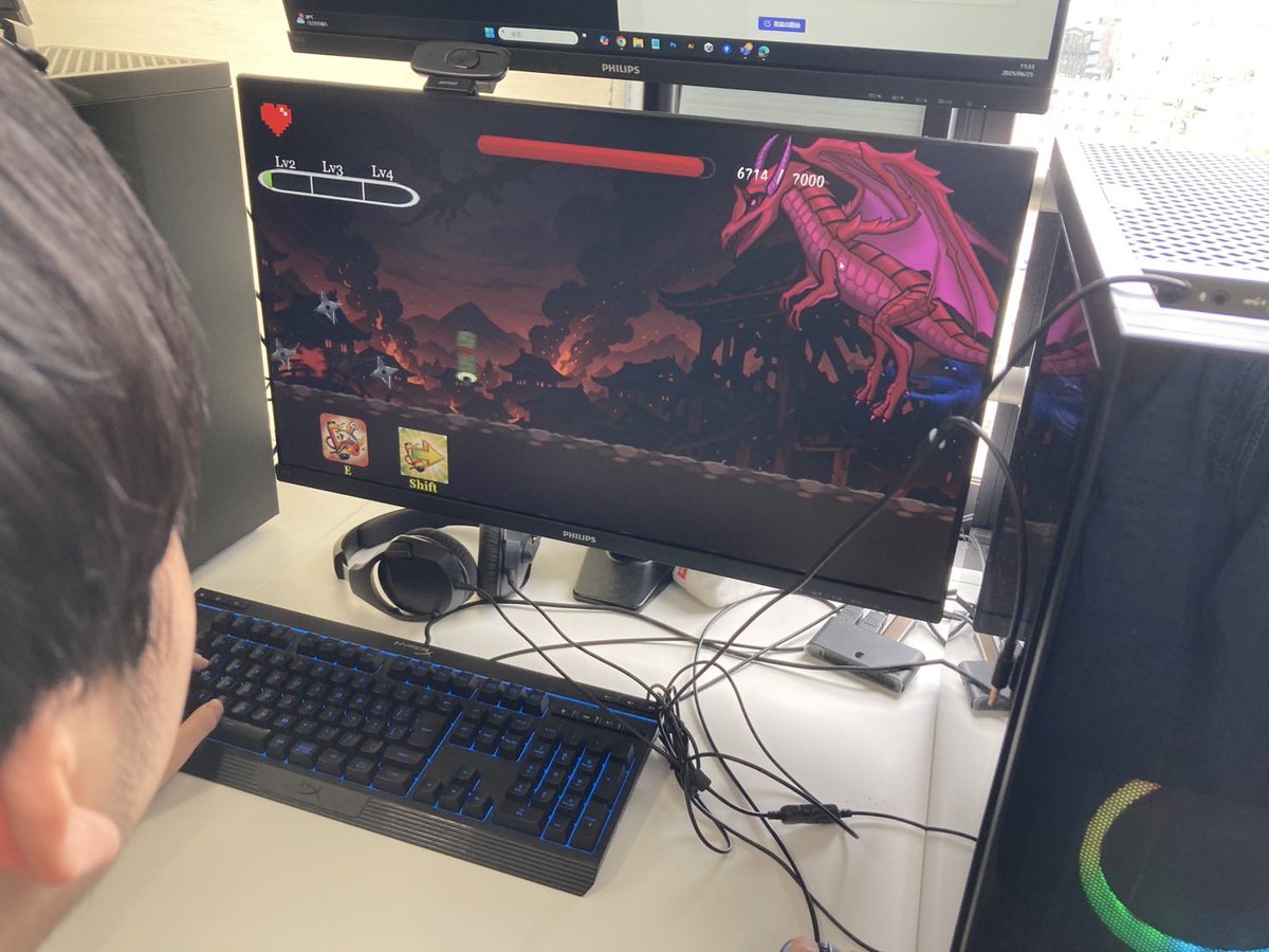 DesignOhara's tweet image. ゲームコース2年生ゲームの試遊会を行いました🎮
さすが2年生というクオリティのゲームが多く、遊んだ1年生は盛り上がりました!
先輩方からゲーム制作の話も聞きながらプレイし刺激を受けました✊🏻‼️
#大原学園 #大原金沢 #金クリ #専門学校 #ゲーム #試遊会 #授業風景