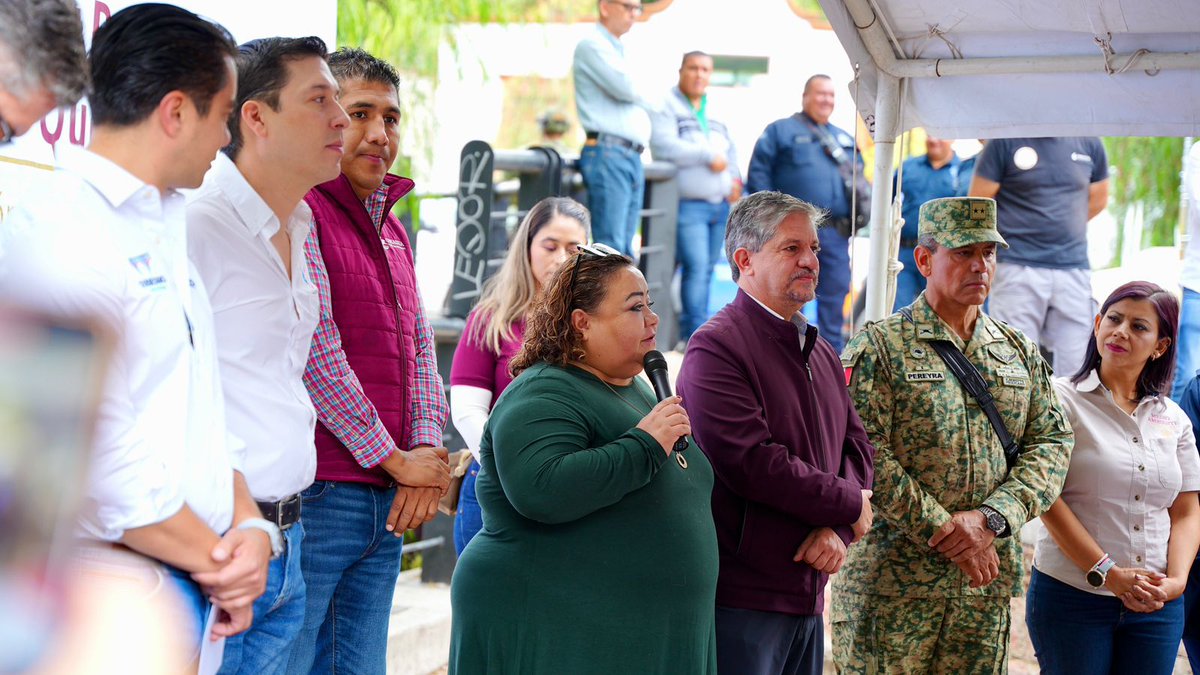 Junto a servidores públicos de todos los niveles de gobierno, nuestra presidenta <a href="/KatiaReja/">Katia Reséndiz Jaime</a> realizó un recorrido en el río Querétaro para revisar los trabajos de saneamiento y restauración que se han llevado a cabo en este importante cuerpo de agua.
